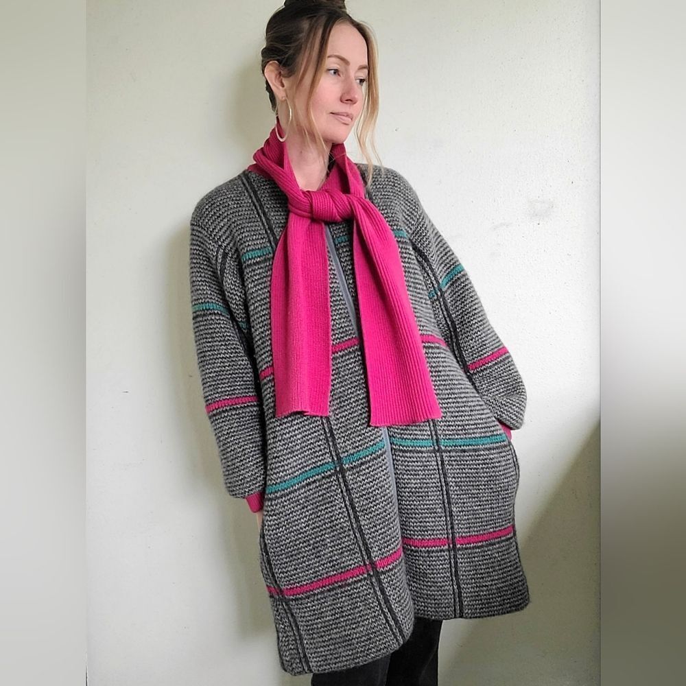 The Sandra 90s Vintage Grid Wool Zip Up Sweater L
